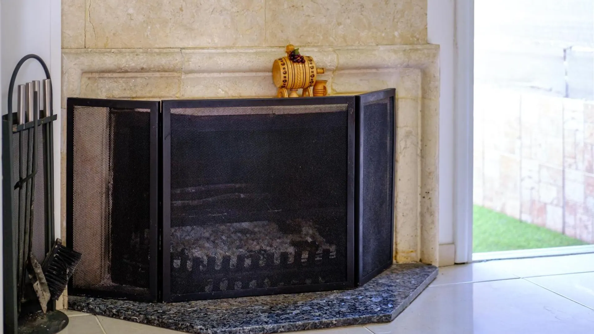 Meneou Demetris Apartment קפריסין