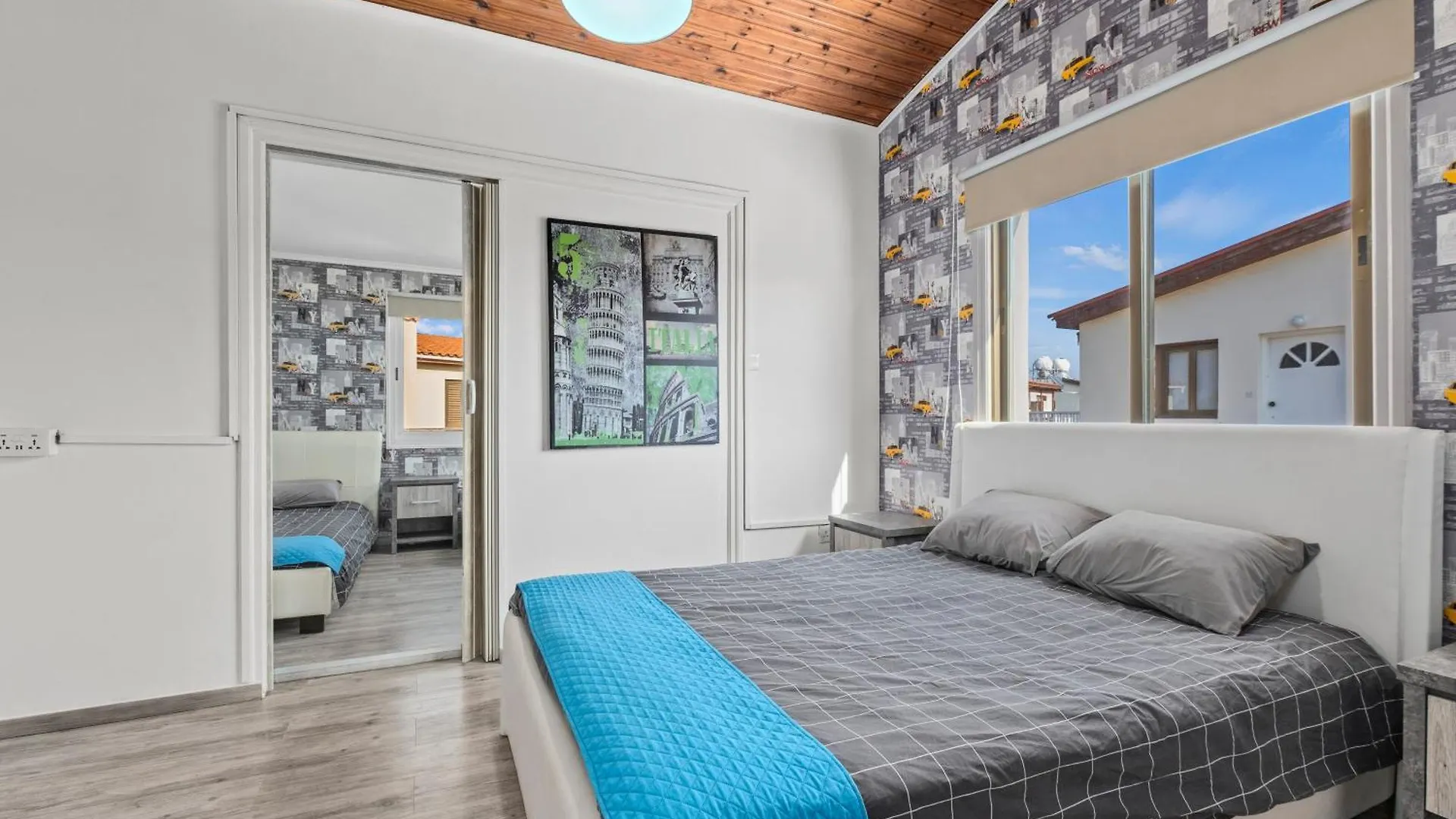 Meneou Demetris Apartment